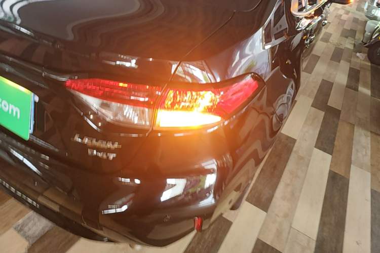Used Toyota Levin 2019 185T CVT Luxury Edition China VI Standard Right Rear Taillight