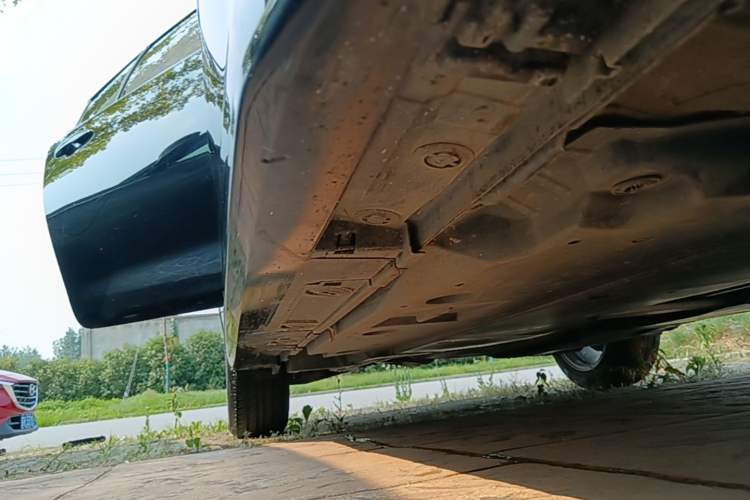 Used Toyota Levin 2019 185T CVT Luxury Edition China VI Standard Right Side Sill