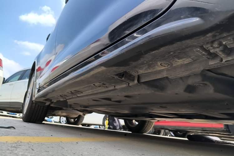 Used Toyota Levin 2019 185T CVT Luxury Edition China VI Standard Right Side Sill
