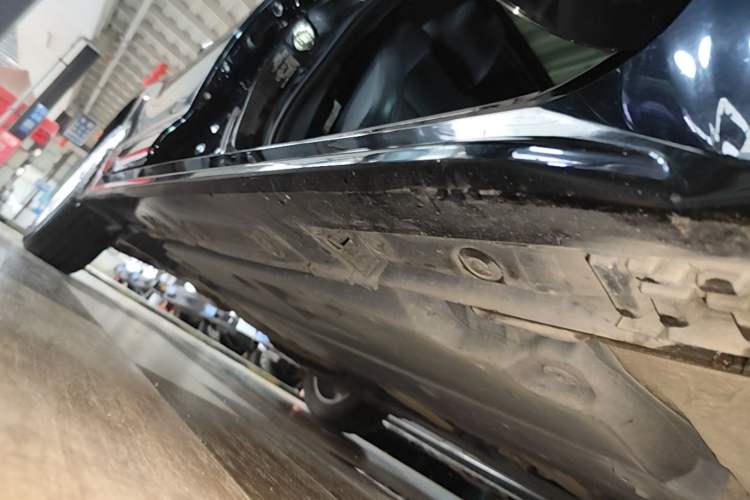 Used Toyota Levin 2019 185T CVT Luxury Edition China VI Standard Right Side Sill