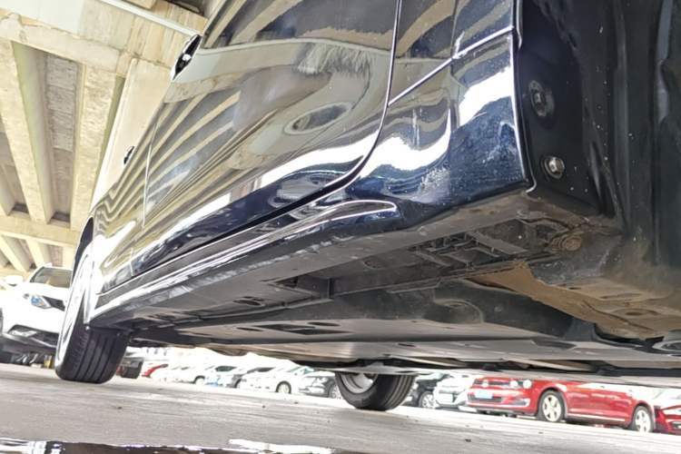 Used Toyota Levin 2019 185T CVT Luxury Edition China VI Standard Right Side Sill