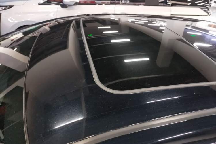 Used Toyota Levin 2019 Dual-Engine 1.8H E-CVT Sport Edition China VI Standard Roof