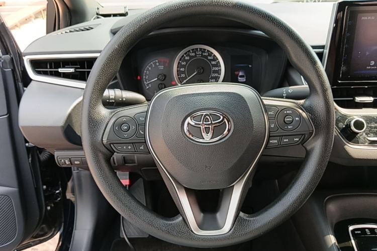 Used Toyota Levin 2019 185T CVT Luxury Edition China VI Standard Steering Wheel