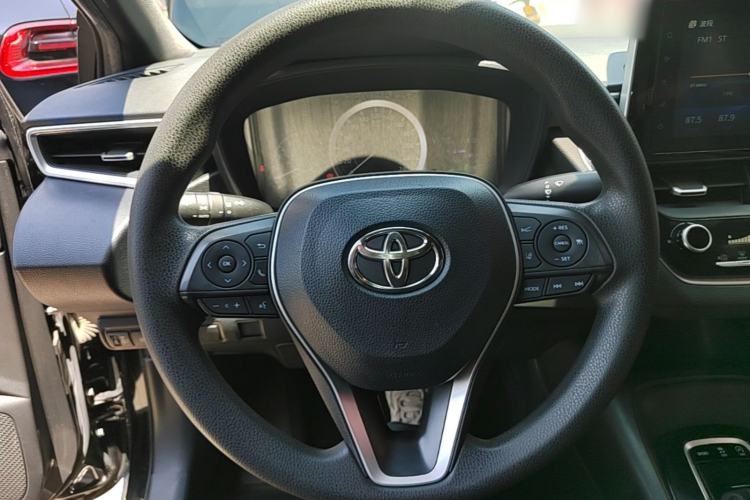 Used Toyota Levin 2019 185T CVT Luxury Edition China VI Standard Steering Wheel
