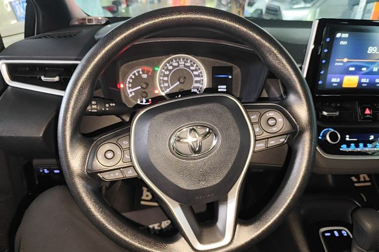 Used Toyota Levin 2019 185T CVT Luxury Edition China VI Standard Steering Wheel