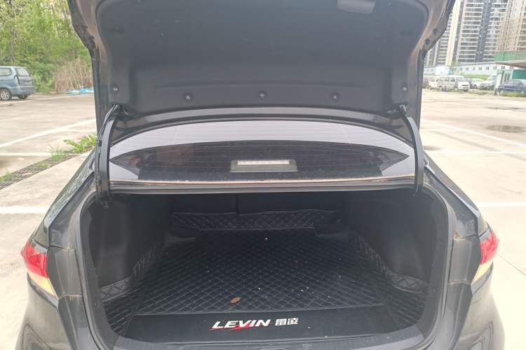 Used Toyota Levin 2019 185T CVT Luxury Edition China VI Standard Trunk
