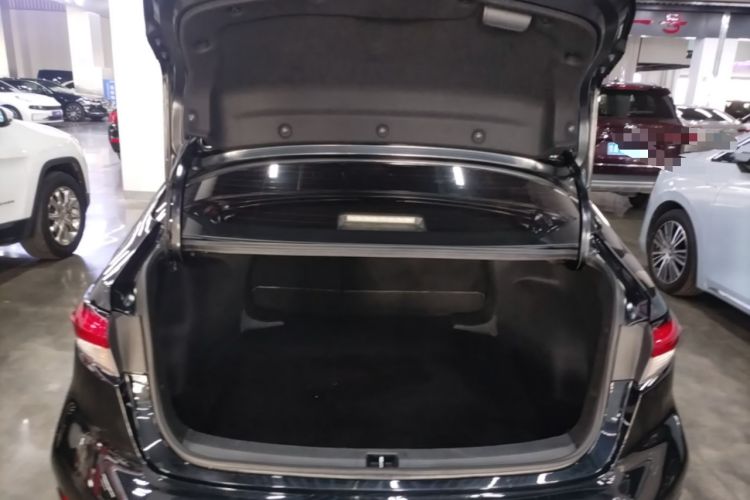 Used Toyota Levin 2019 Dual-Engine 1.8H E-CVT Sport Edition China VI Standard Trunk