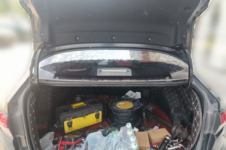 Used Toyota Levin 2019 Dual-Engine 1.8H E-CVT Luxury Edition China VI Standard Trunk
