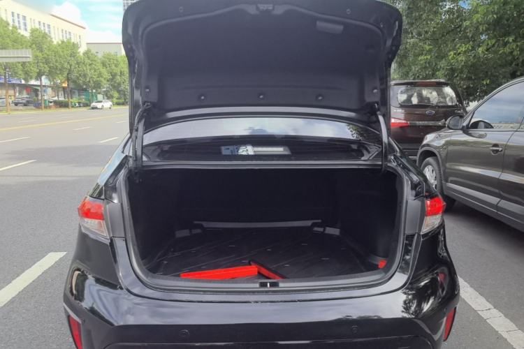 Used Toyota Levin 2019 185T CVT Luxury Edition China VI Standard Trunk