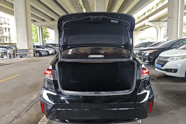 Used Toyota Levin 2019 185T CVT Luxury Edition China VI Standard Trunk