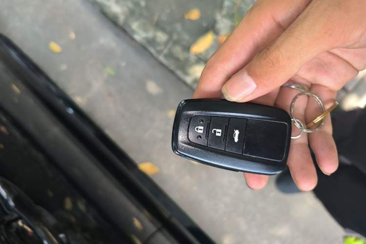 Used Toyota Levin 2019 185T CVT Luxury Edition China VI Standard Vehicle Key