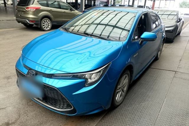 Ojetý Toyota Levin 2019 Dual-Engine 1.8H E-CVT Luxury Edition China VI Standard