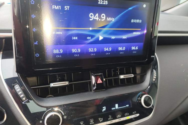 Used Toyota Levin 2019 185T CVT Luxury Edition China VI Standard Audio And AC Panel