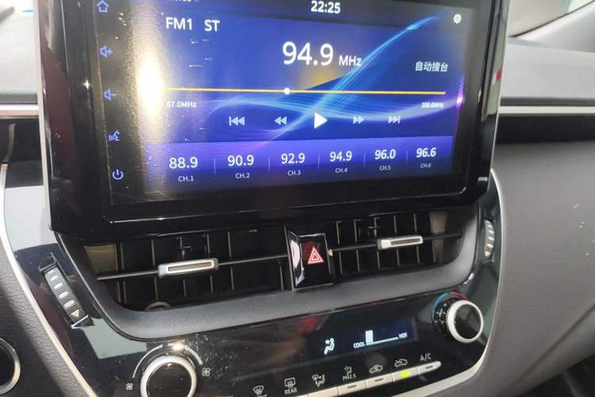 Used Toyota Levin 2019 185T CVT Luxury Edition China VI Standard Audio And AC Panel