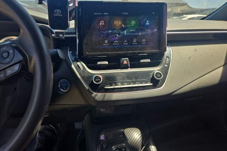 Used Toyota Levin 2019 Dual-Engine 1.8H E-CVT Luxury Edition China VI Standard Audio And AC Panel