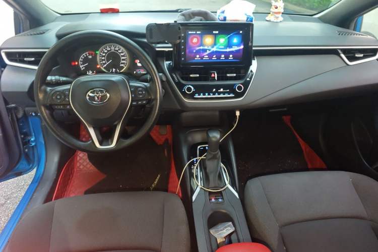 Used Toyota Levin 2019 185T CVT Luxury Edition China VI Standard Center Console