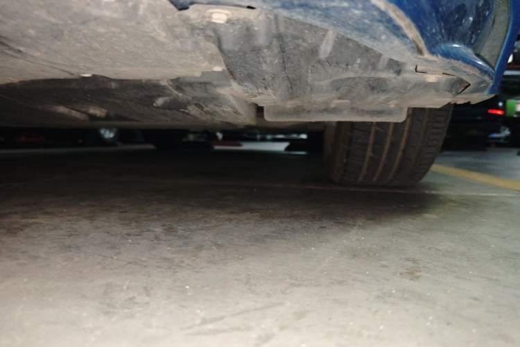 Used Toyota Levin 2019 Dual-Engine 1.8H E-CVT Sport Edition China VI Standard Chassis Front Left