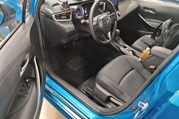 Used Toyota Levin 2019 Dual-Engine 1.8H E-CVT Luxury Edition China VI Standard Driver Seat