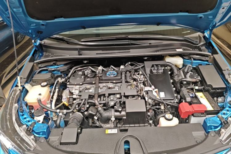 Used Toyota Levin 2019 Dual-Engine 1.8H E-CVT Luxury Edition China VI Standard Engine Bay