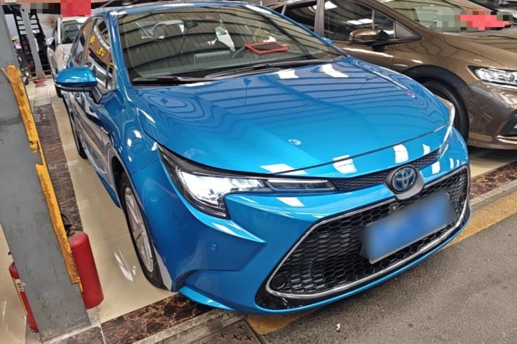 Used Toyota Levin 2019 Dual-Engine 1.8H E-CVT Luxury Edition China VI Standard Front Right 45 Deg