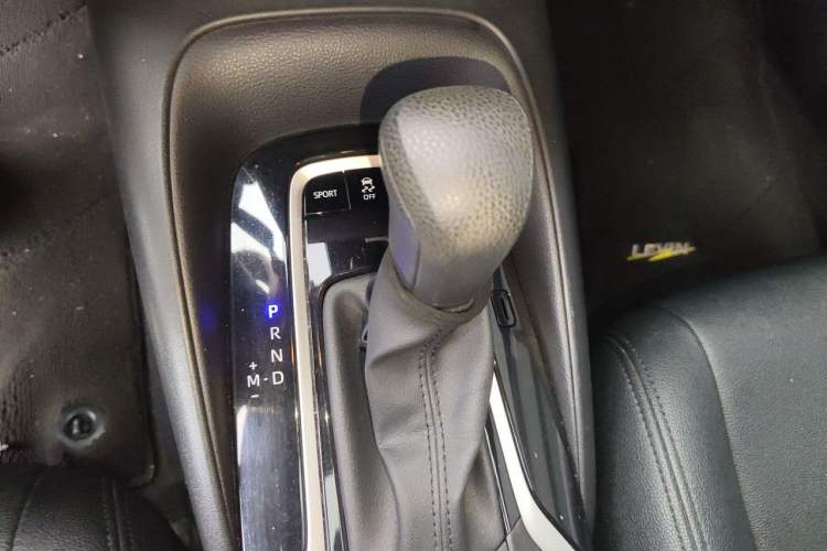 Used Toyota Levin 2019 185T CVT Luxury Edition China VI Standard Gear Lever