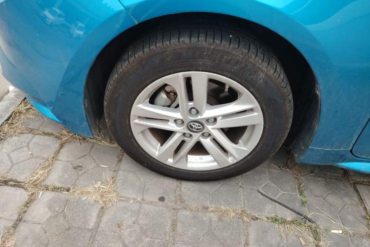 Used Toyota Levin 2019 185T CVT Luxury Edition China VI Standard Left Front Wheel Hub