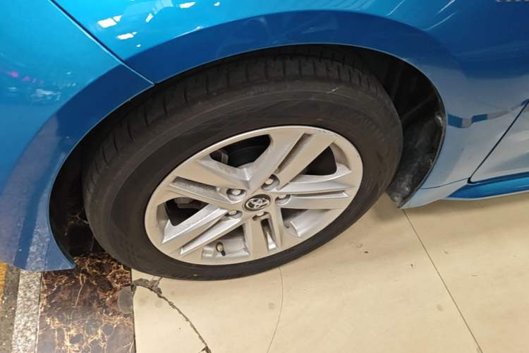Used Toyota Levin 2019 Dual-Engine 1.8H E-CVT Luxury Edition China VI Standard Left Front Wheel Hub