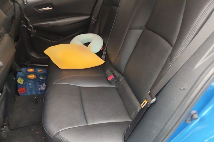 Used Toyota Levin 2019 185T CVT Luxury Edition China VI Standard Left Rear Seat