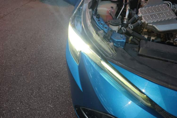 Used Toyota Levin 2019 185T CVT Luxury Edition China VI Standard Right Front Headlight