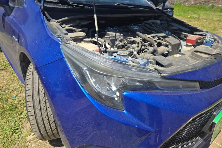 Used Toyota Levin 2019 Dual-Engine 1.8H E-CVT Luxury Edition China VI Standard Right Front Headlight