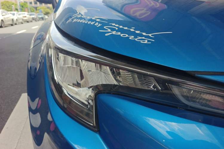 Used Toyota Levin 2019 185T CVT Luxury Edition China VI Standard Right Front Headlight