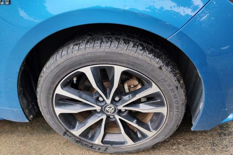 Used Toyota Levin 2019 Dual-Engine 1.8H E-CVT Sport Edition China VI Standard Right Front Wheel Hub
