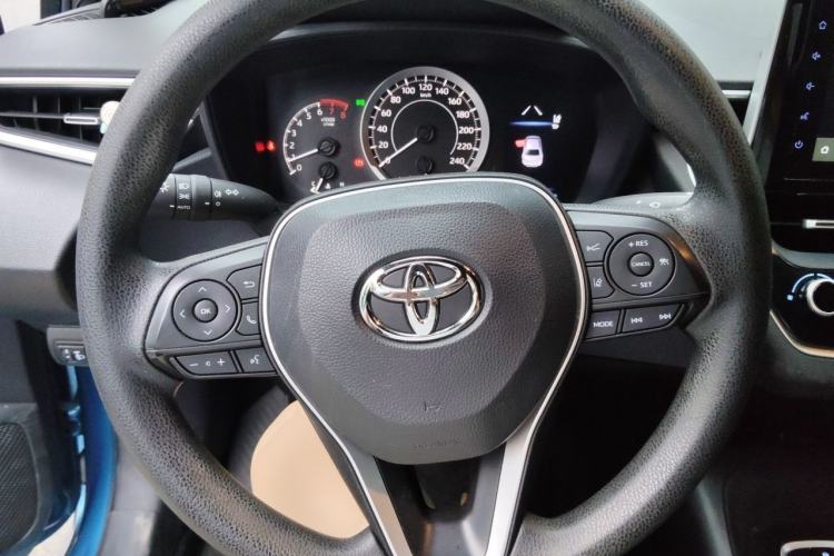 Used Toyota Levin 2019 185T CVT Luxury Edition China VI Standard Steering Wheel