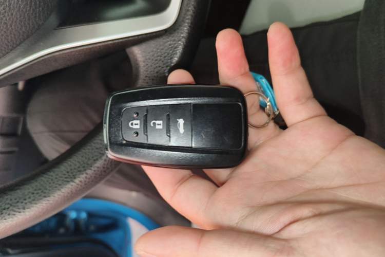 Used Toyota Levin 2019 185T CVT Luxury Edition China VI Standard Vehicle Key