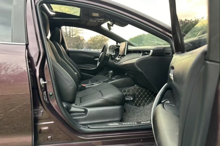 Used Toyota Levin 2019 Dual-Engine 1.8H E-CVT Luxury Edition China VI Standard Interior 6