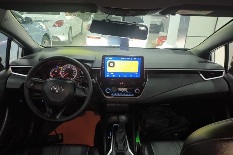 Used Toyota Levin 2019 185T CVT Entry-Level Version China VI Standard Center Console