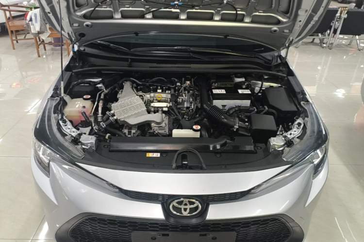 Used Toyota Levin 2019 185T CVT Entry-Level Version China VI Standard Engine Bay