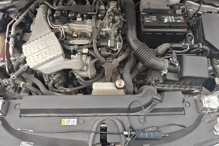 Used Toyota Levin 2019 185T CVT Luxury Edition China VI Standard Engine Bay