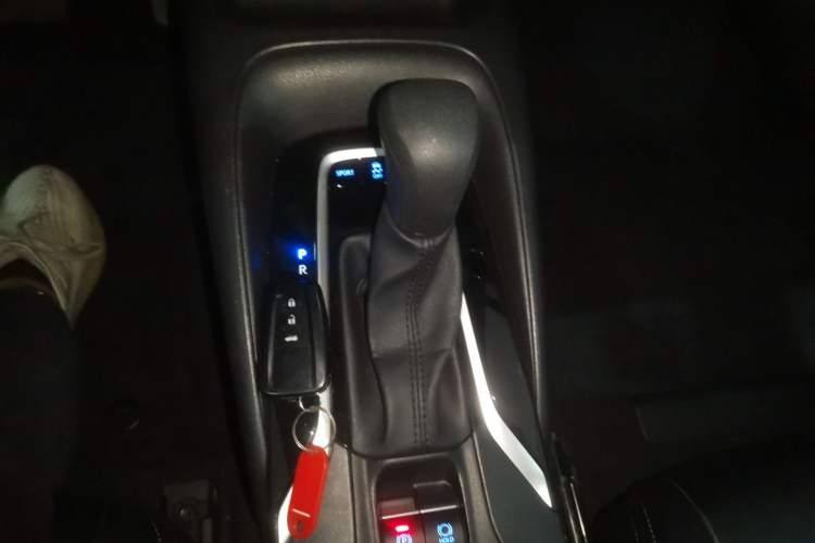 Used Toyota Levin 2019 185T CVT Luxury Edition China VI Standard Gear Lever