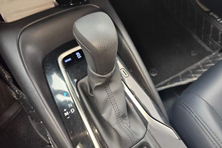 Used Toyota Levin 2019 185T CVT Luxury Edition China VI Standard Gear Lever