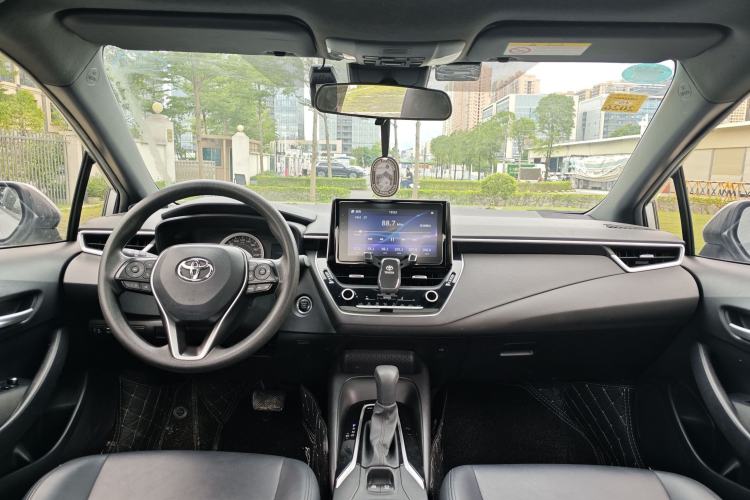 Used Toyota Levin 2019 185T CVT Luxury Edition China VI Standard Interior 3