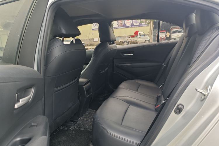 Used Toyota Levin 2019 185T CVT Luxury Edition China VI Standard Interior 4
