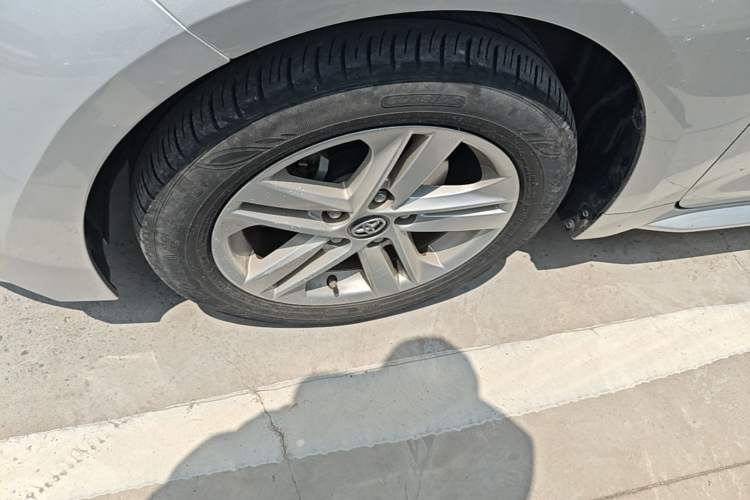 Used Toyota Levin 2019 185T CVT Entry-Level Version China VI Standard Left Front Wheel Hub