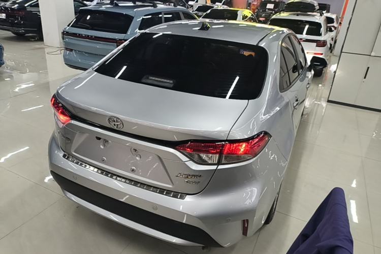 Used Toyota Levin 2019 185T CVT Entry-Level Version China VI Standard Rear Right 45 Deg