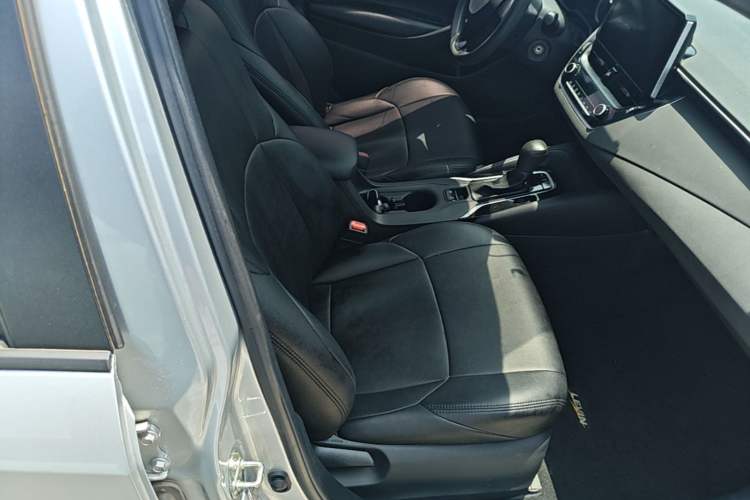 Used Toyota Levin 2019 185T CVT Entry-Level Version China VI Standard Right Front Seat