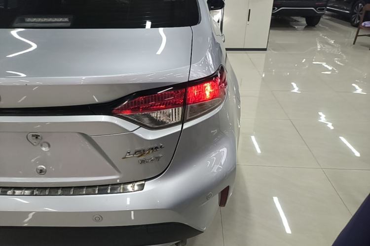 Used Toyota Levin 2019 185T CVT Entry-Level Version China VI Standard Right Rear Taillight