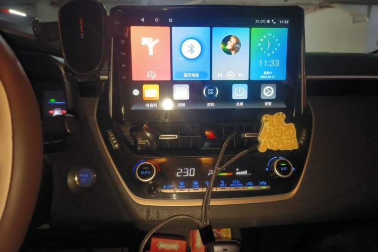 Used Toyota Levin 2019 Dual-Engine 1.8H E-CVT Luxury Edition China VI Standard Audio And AC Panel