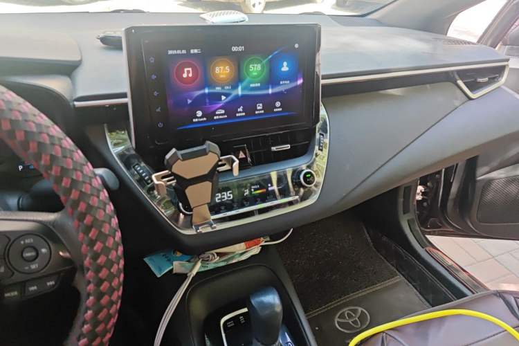 Used Toyota Levin 2019 Dual-Engine 1.8H E-CVT Luxury Edition China VI Standard Audio And AC Panel