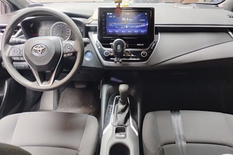 Used Toyota Levin 2019 Dual-Engine 1.8H E-CVT Luxury Edition China VI Standard Center Console