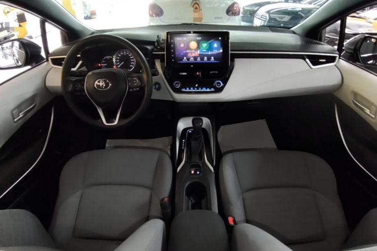 Used Toyota Levin 2019 Dual-Engine 1.8H E-CVT Sport Edition China VI Standard Center Console